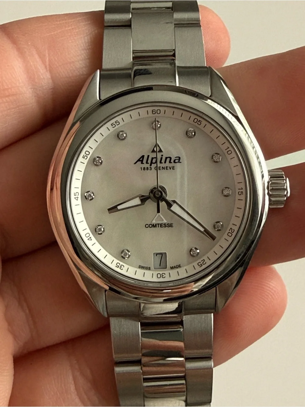 Alpina Comtesse 34mm Mother of Pearl with Diamonds - Picture 2 of 7